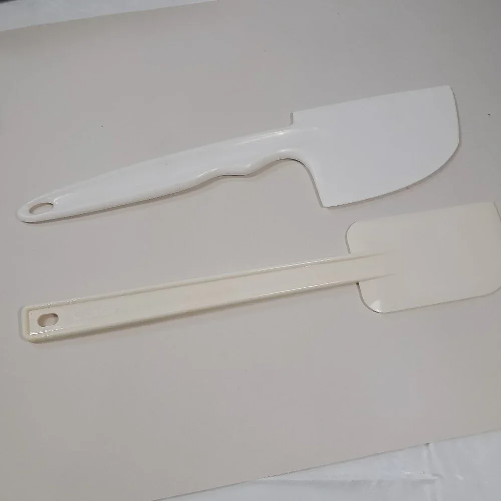 Cuisinart set 2 Nylon Spatula‎ Bowl Scraper made Japan off white almond DLC-650